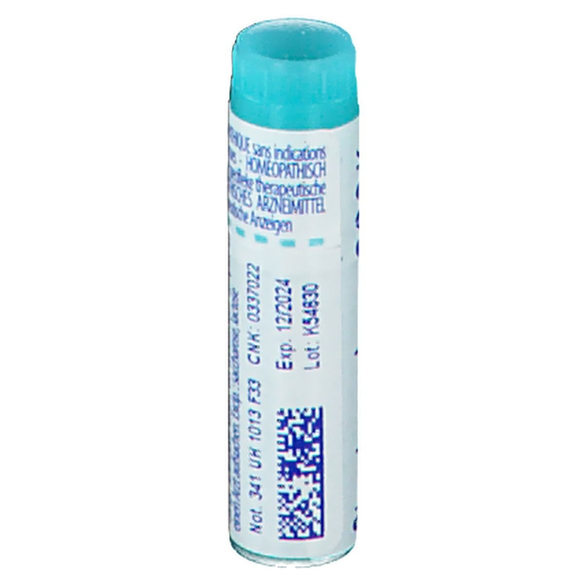 Tube cylindrique bleu clair. Texte, date de péremption et code-barres. Contient des globules.