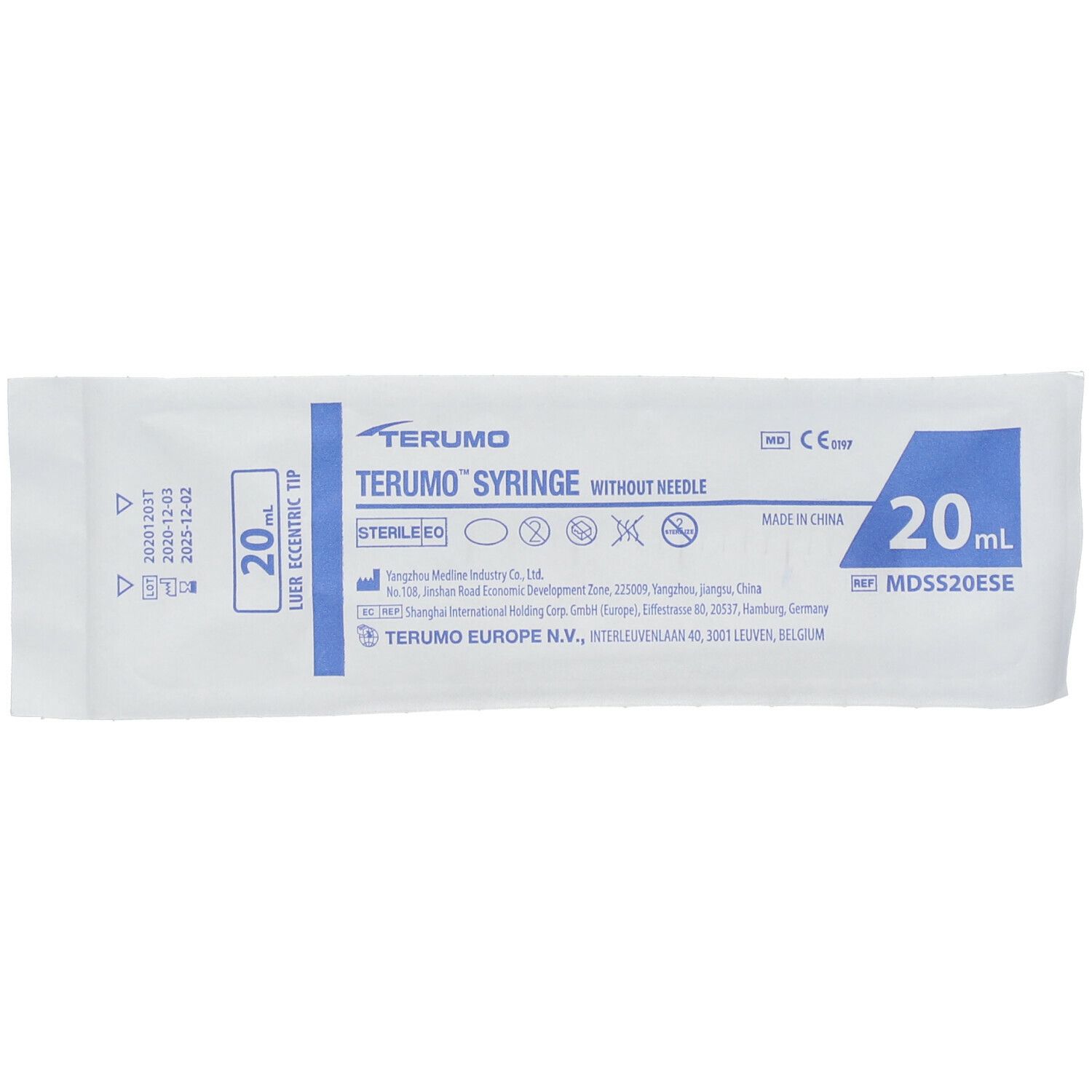 Emballage avec informations produit. Impression: TERUMO® Syringe without needle, 20 ml.