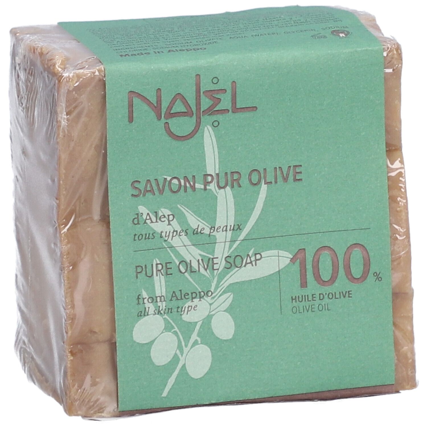 Seifenblöcke in Folie verpackt. Grüne Banderole mit Najel, Savon Pur Olive, 100% Huile d'Olive. Für alle Hauttypen.