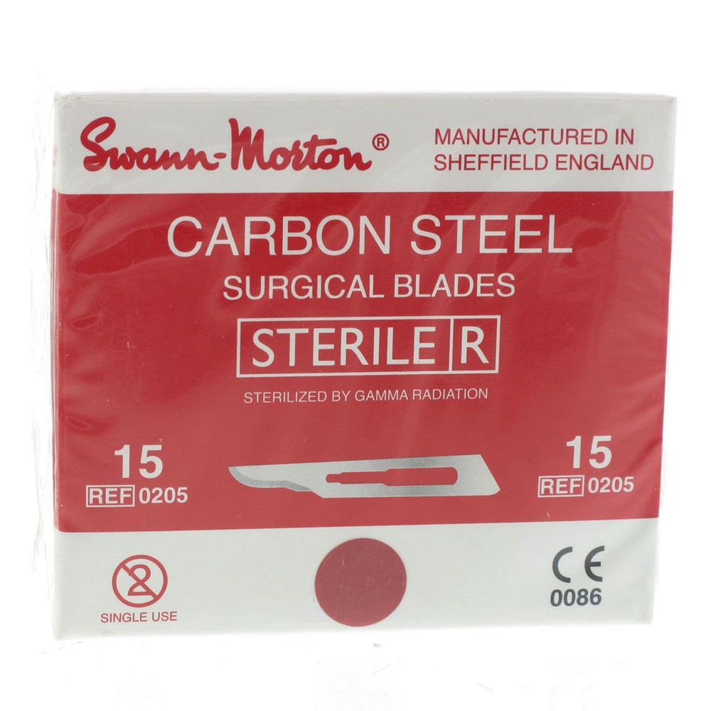 Boîte de lames chirurgicales Swann-Morton en acier au carbone, stériles. 15 lames, réf. 0205, marquage CE.
