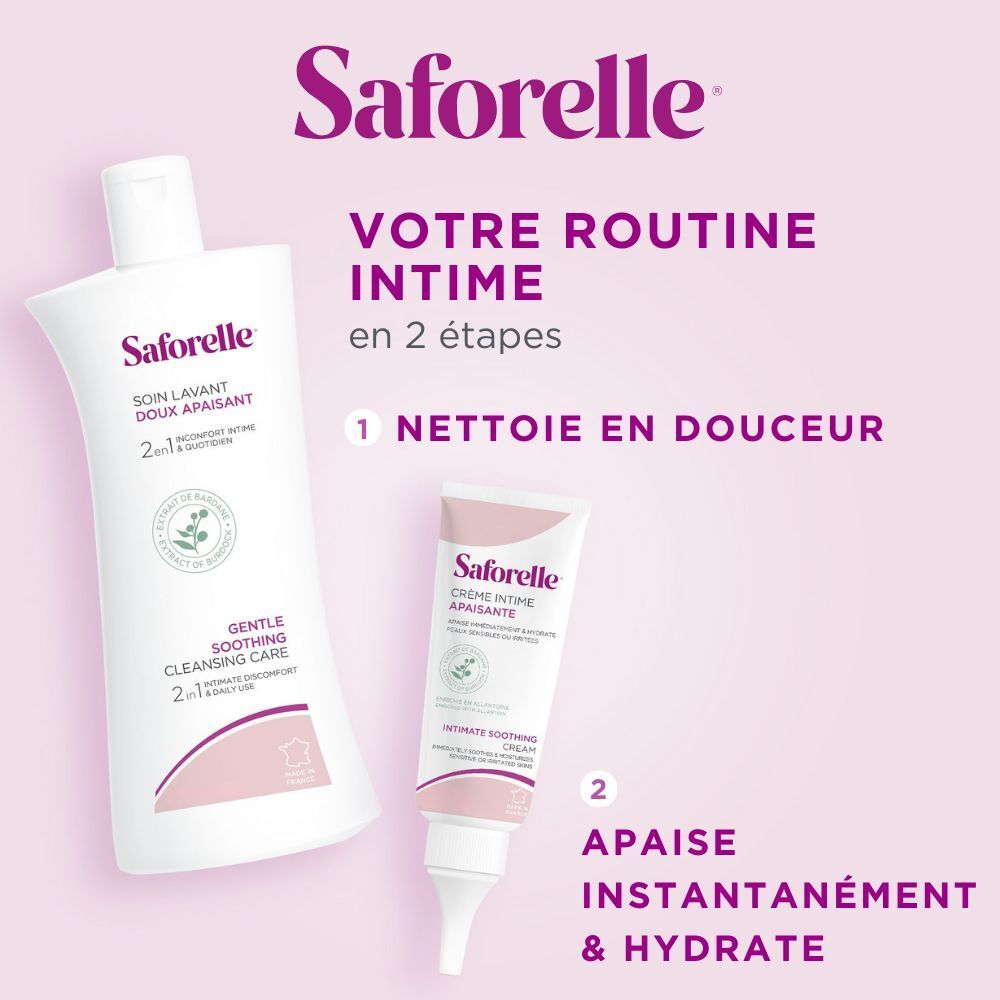 Main avec flacon Saforelle. Liquide versé dans la paume. Texte: Nettoie en douceur. Apaise les irritations.