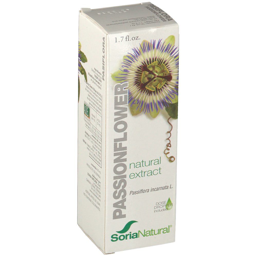 Doos met afbeelding en tekst. Opschrift: PASSIONFLOWER natural extract. Merk: Soria Natural. Druppelaar inbegrepen.