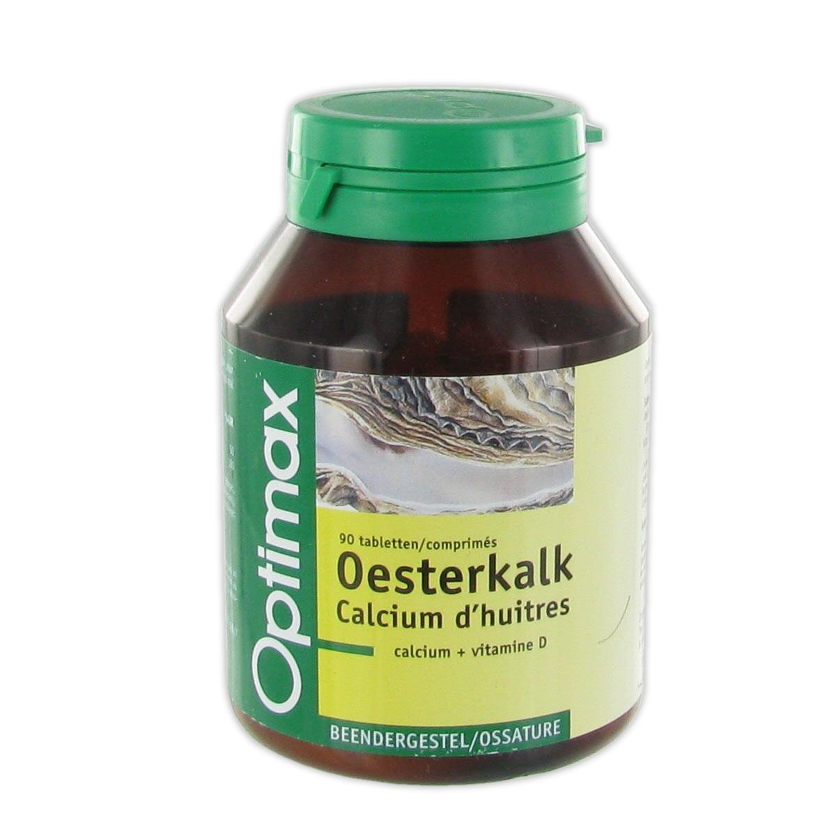 Flacon brun avec bouchon vert. Inscription : Optimax, Oesterkalk, Calcium d'huîtres, 90 comprimés. Contient calcium et vitamine D.