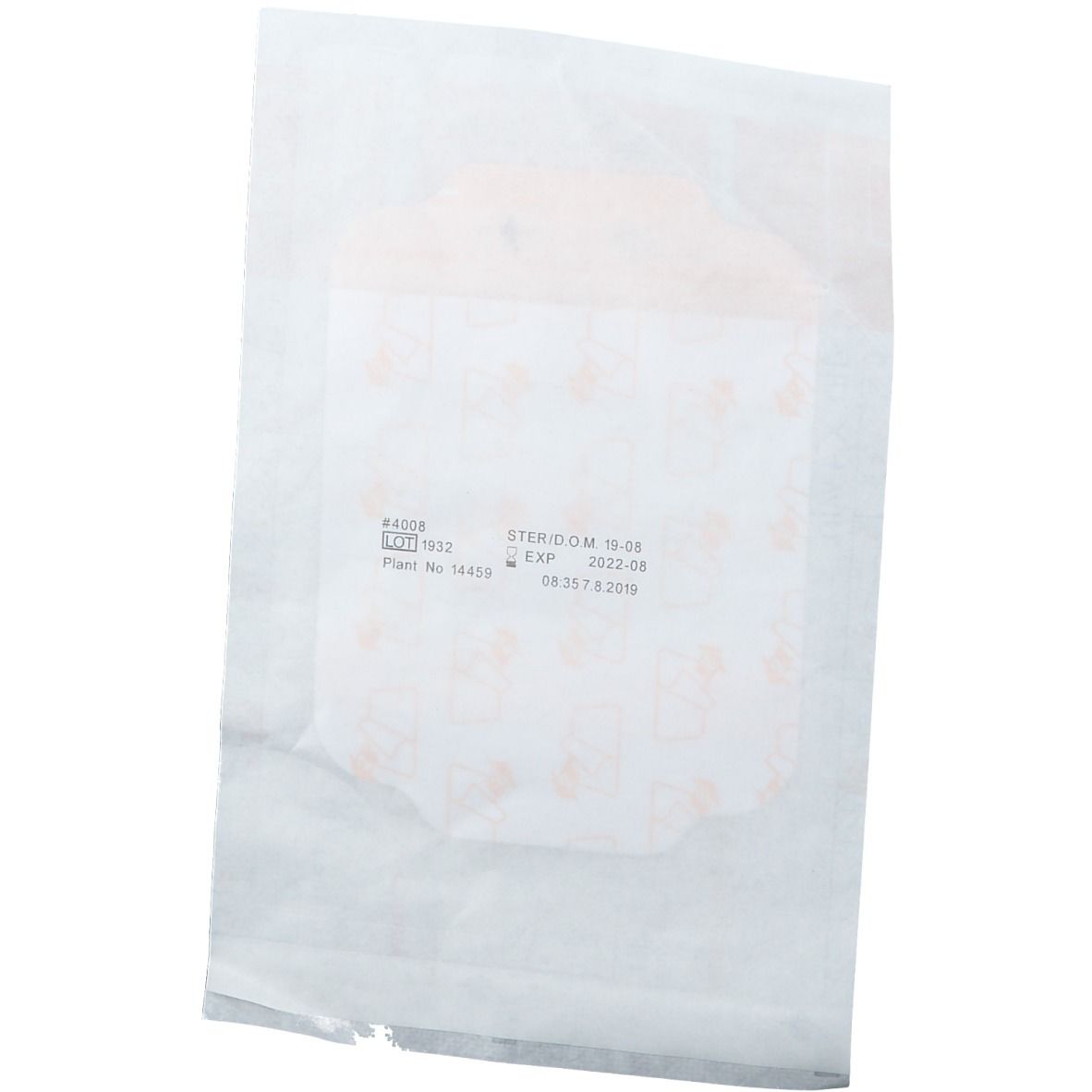Emballage individuel d'un pansement stérile. Impression avec numéro de lot, date d'expiration et taille.