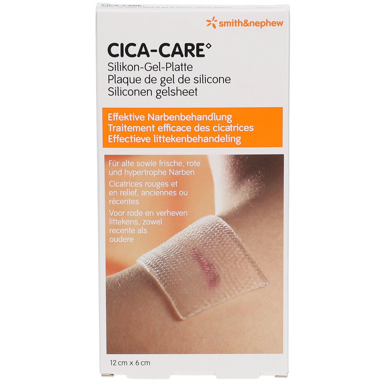 Cica-Care Verpackung. Produktname und Informationen auf der Vorderseite. Silikon-Gel-Platte auf der Haut.