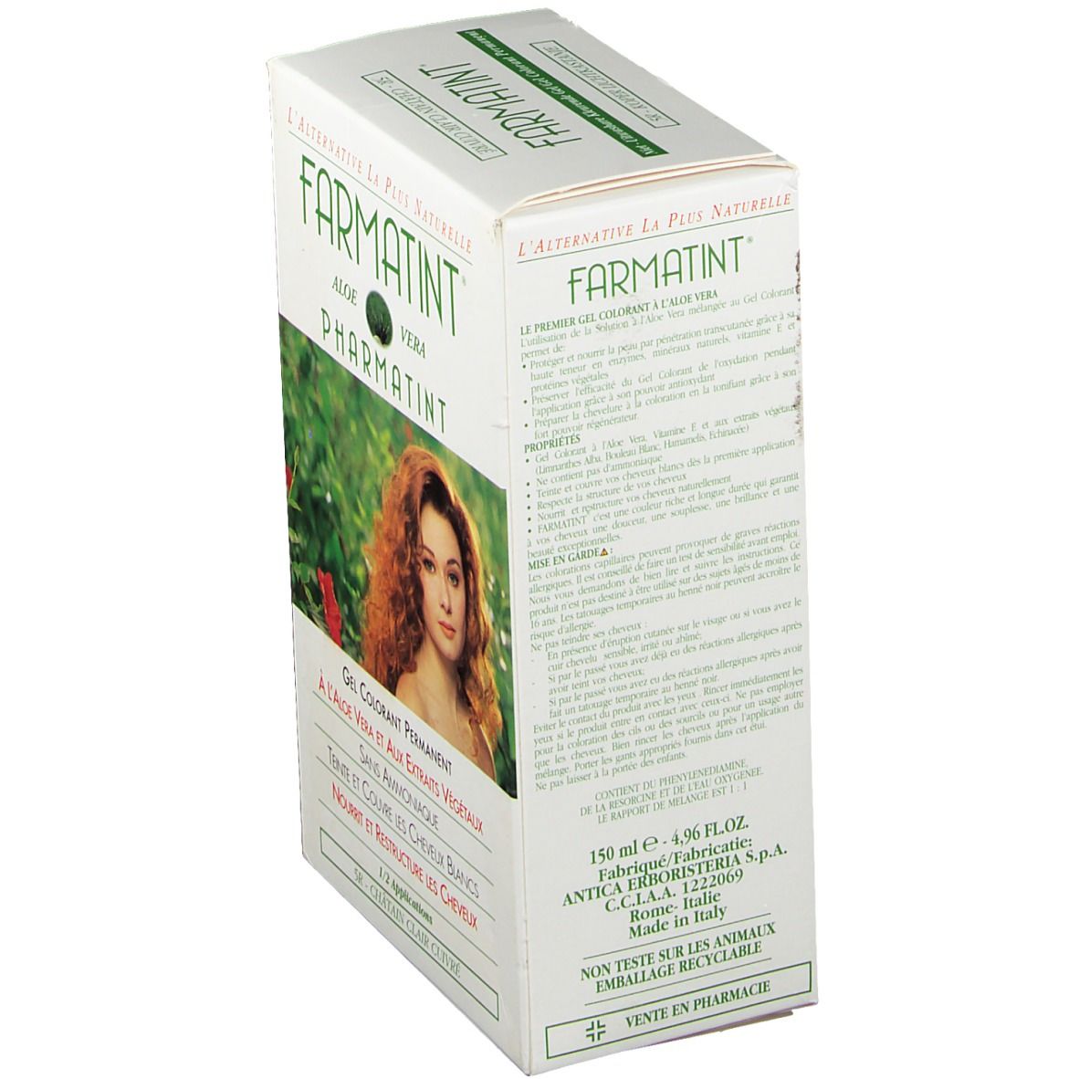 Famatint Haarfarbe 5R-verpakking, schuin. Witte doos met productnaam en afbeelding van een vrouw met rood haar. Tekst in het Frans.