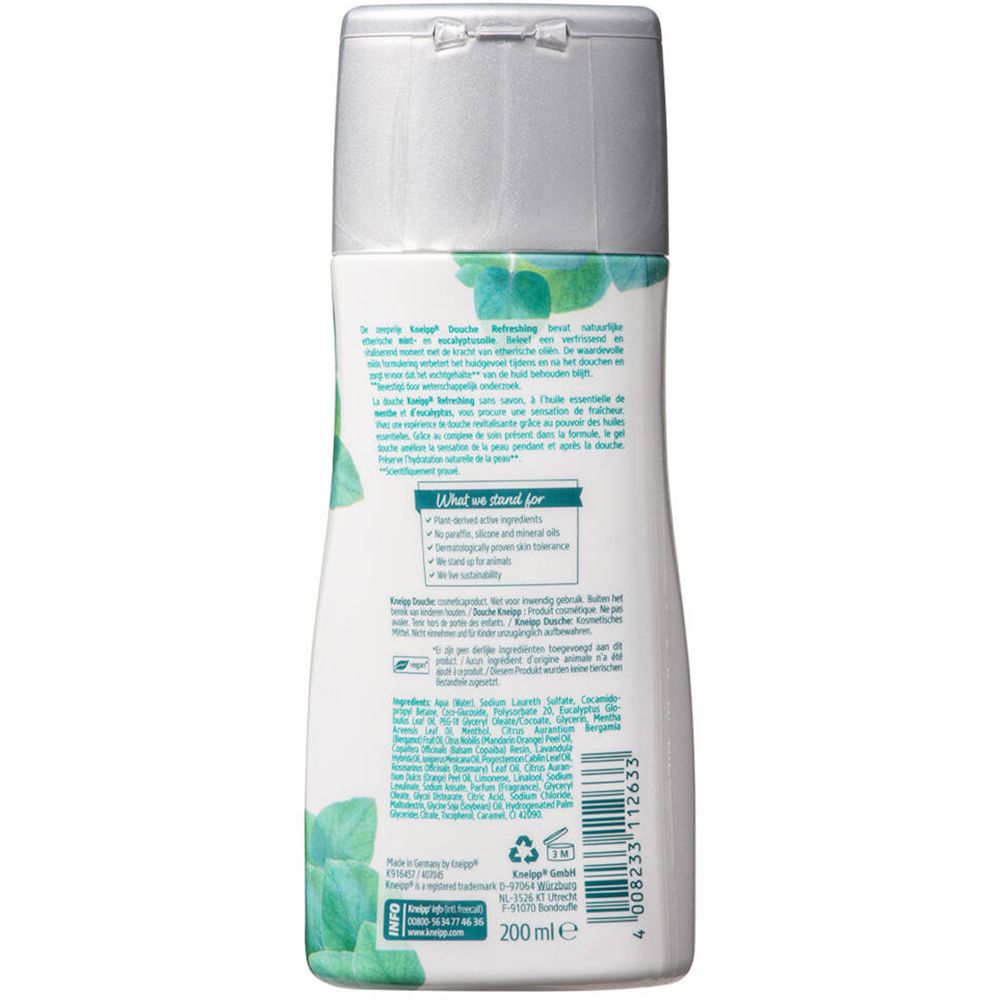 Achterkant van de fles. Tekst in meerdere talen. Ingrediënten, informatie over ingrediënten, recycling symbool, 200 ml.