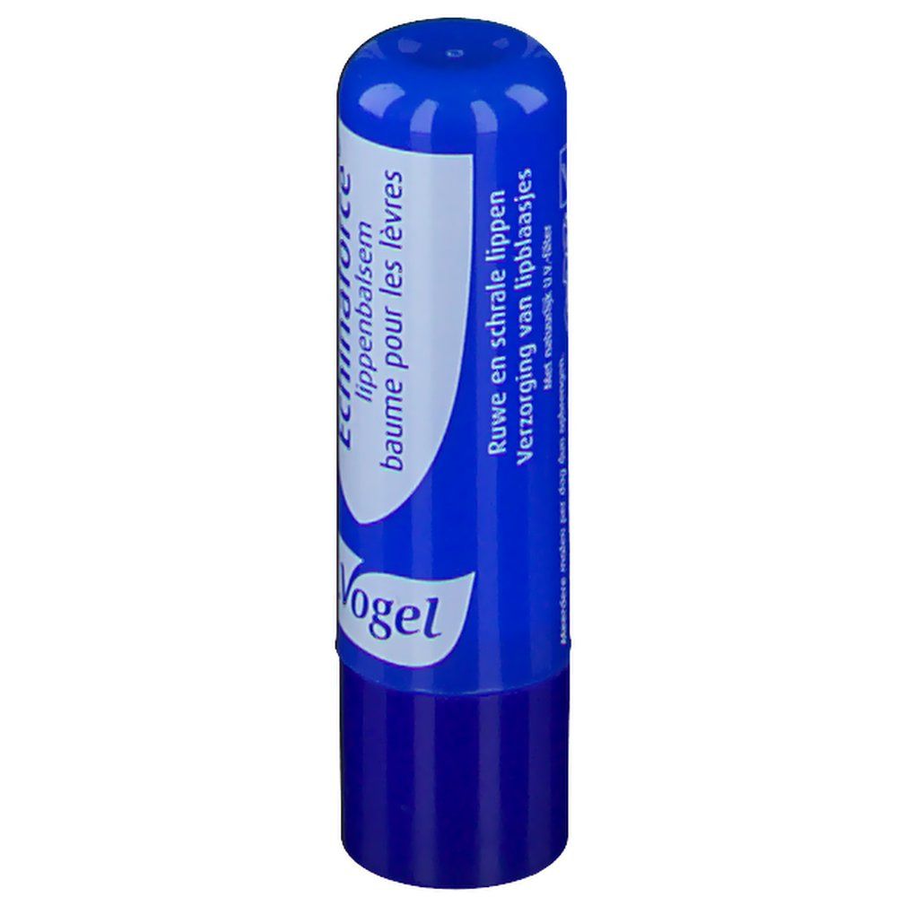 Stick de baume à lèvres bleu et blanc. Nom du produit et marque visibles. Capuchon bleu.