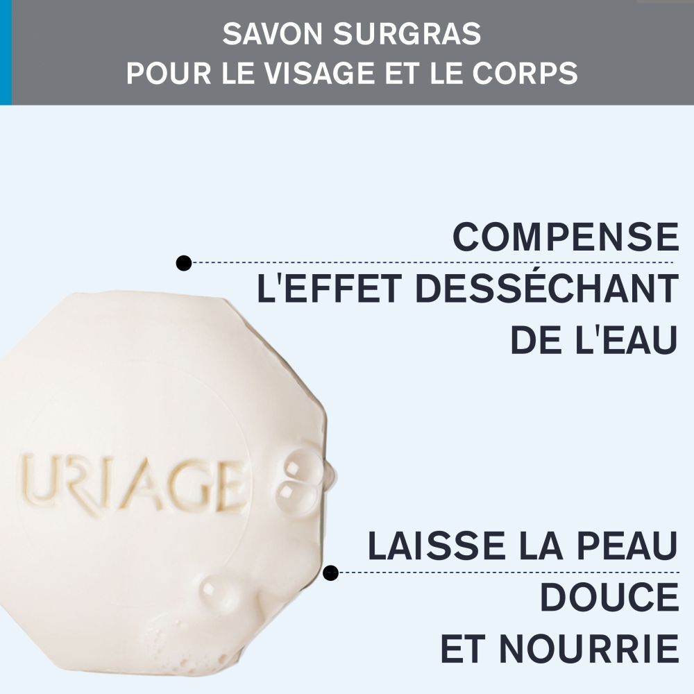 Gros plan sur le savon. Logo Uriage. Texte : compense l'effet desséchant, laisse la peau douce et nourrie.