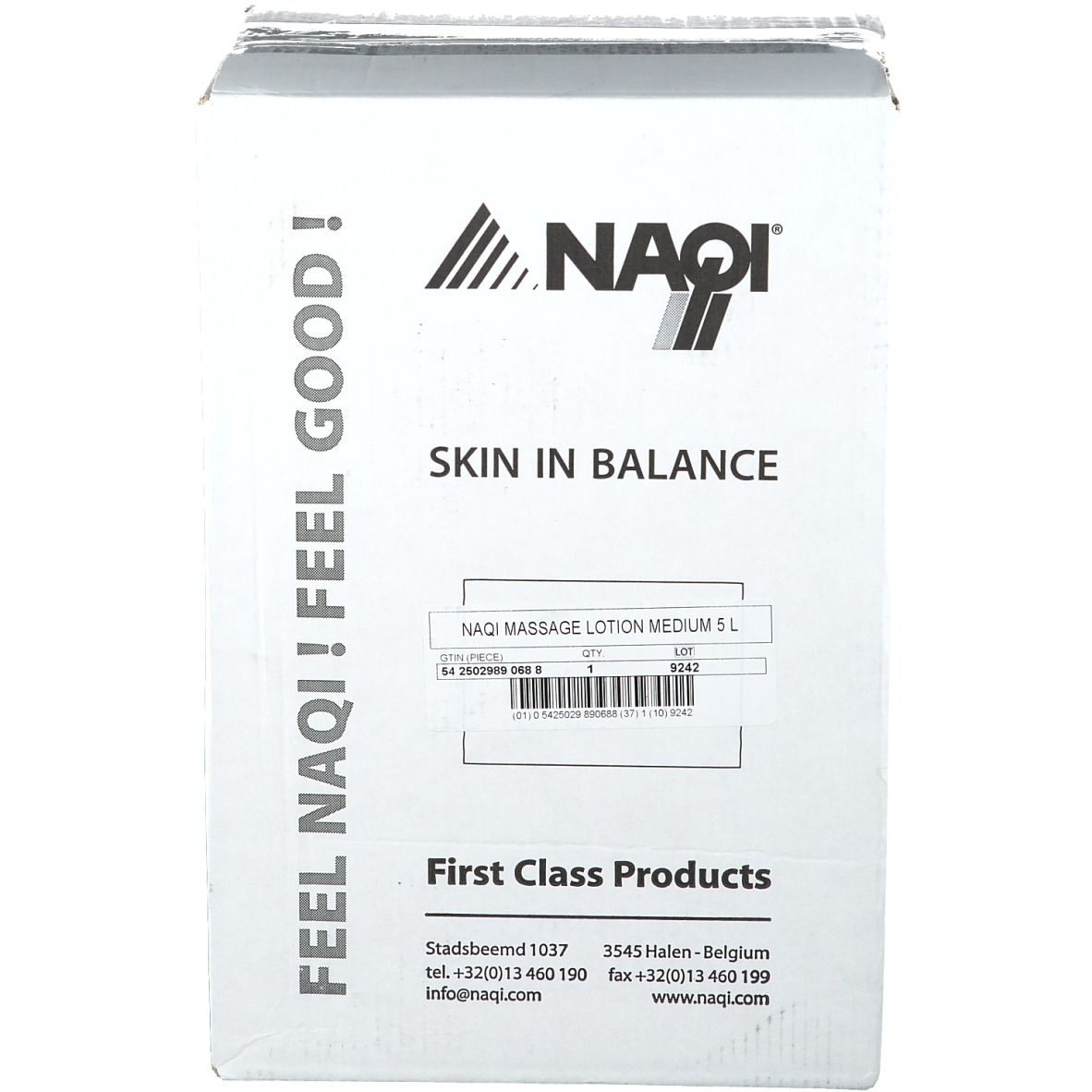 Witte doos met opdruk. Tekst NAQI, Skin in Balance. Tekst: NAQI Massage Lotion Medium 5 L.