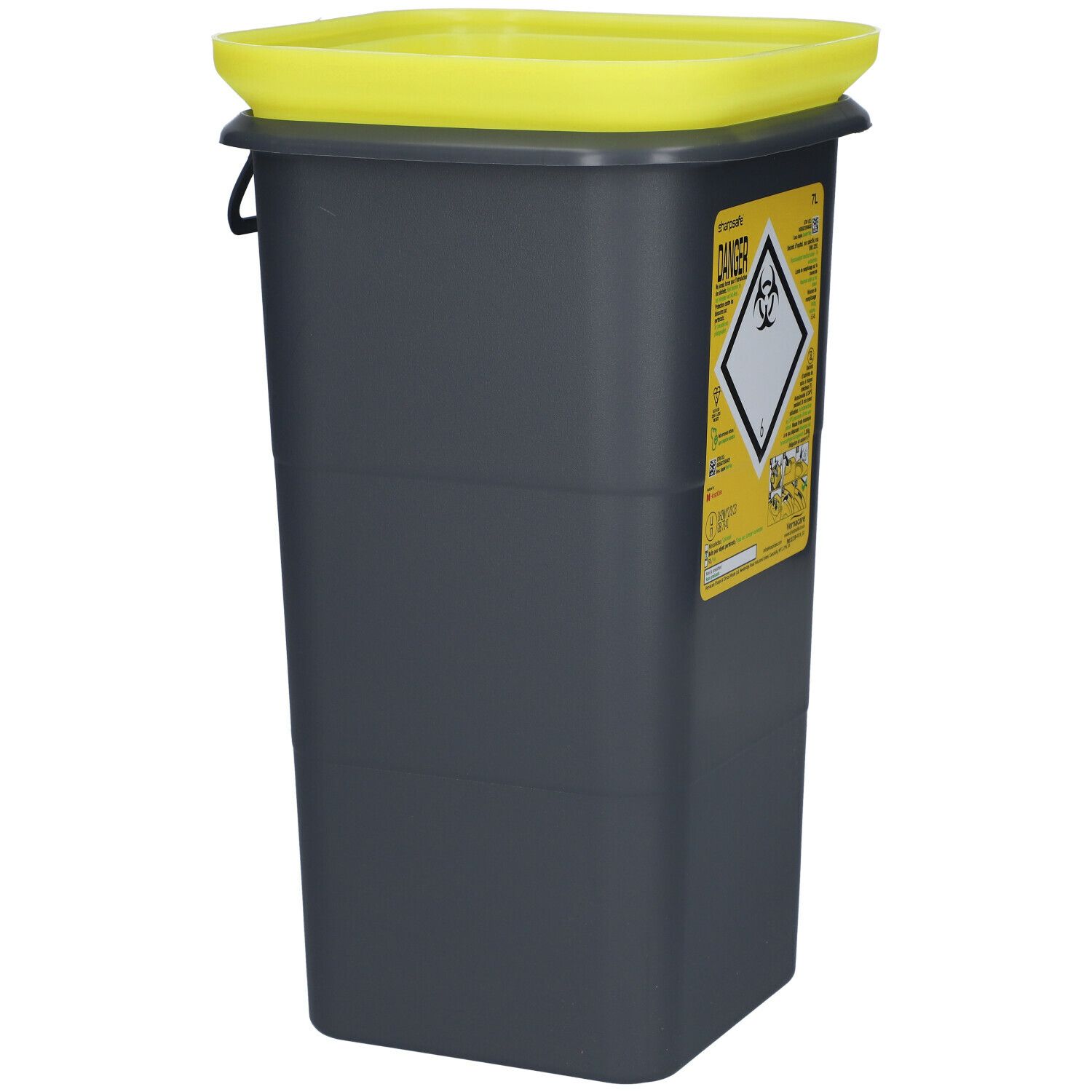 Grijze container met gele deksel en handvat. Etiket met biohazard-symbool.