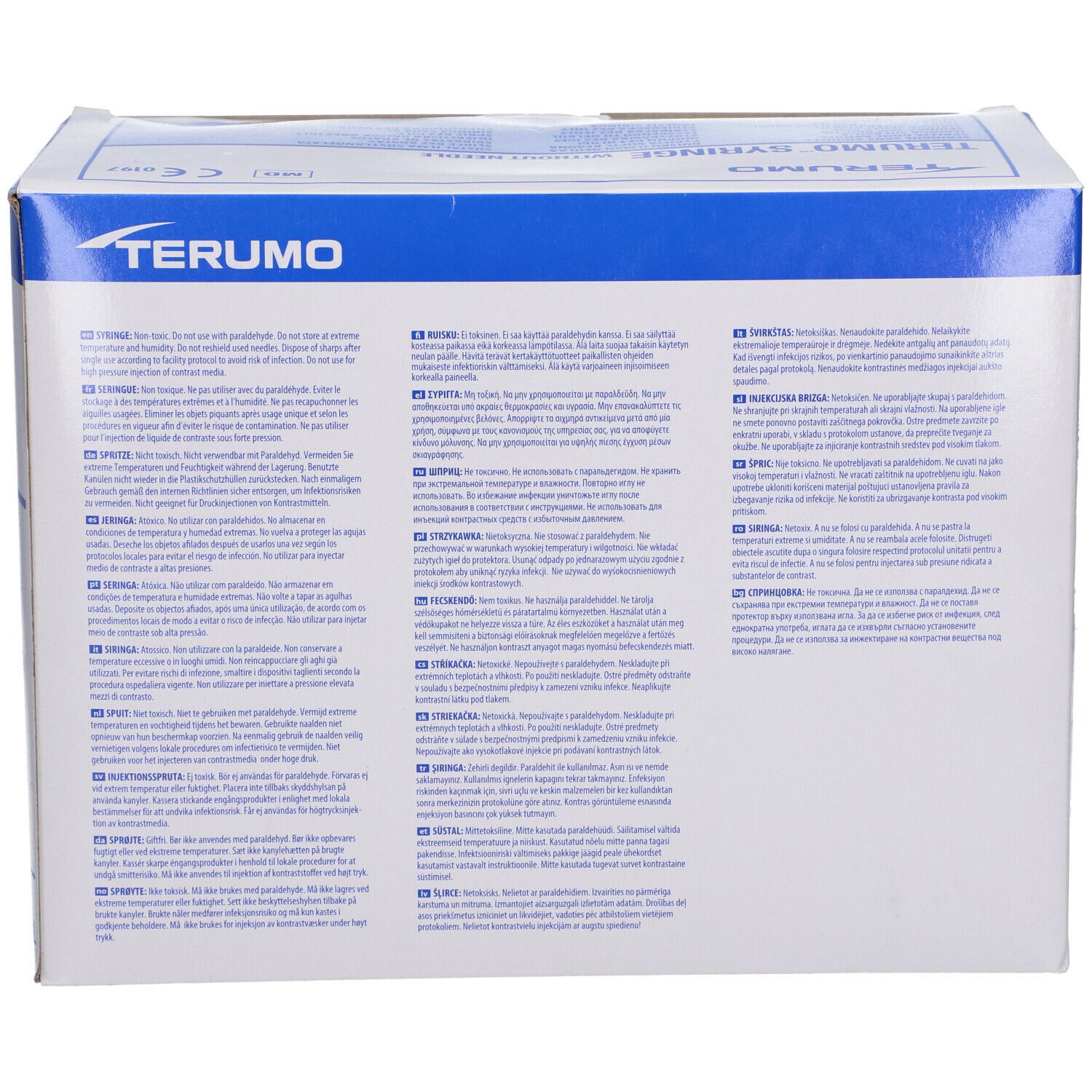 Rückseite der Terumo Spritzenverpackung. Mehrsprachiger Text auf weißem Hintergrund, mit Produktinformationen und Warnhinweisen.