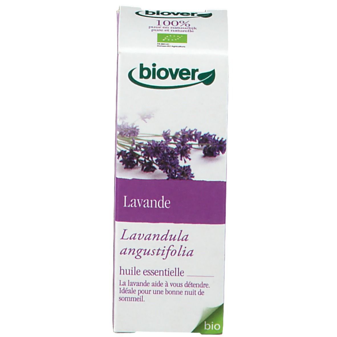 Boîte en carton avec étiquette. Inscription : Biover, Lavande, Lavandula angustifolia, huile essentielle. Label bio.