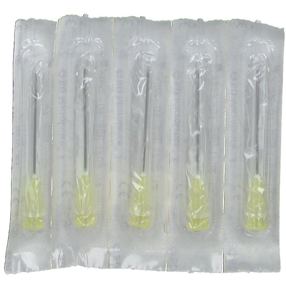 Cinq aiguilles stériles en emballage blister. Capuchons de protection jaunes. Nom du produit non visible.