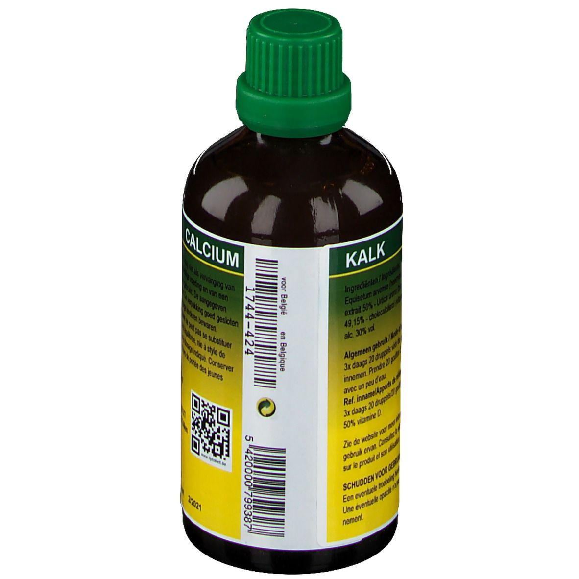 Achterkant bruine glazen fles met groene dop. Etiket met tekst over kalk. QR-code en houdbaarheidsdatum.