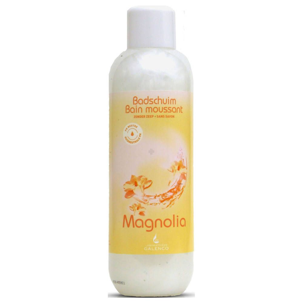 Flacon avec bouchon blanc. Inscription : Badschaum, Bain moussant, Magnolia. Étiquette jaune et blanche avec motif floral.