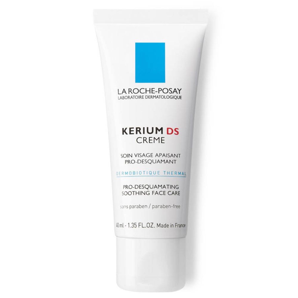 Witte crèmetube met blauw vierkant en tekst. Merk: La Roche-Posay. Product: Kerium DS Crème.