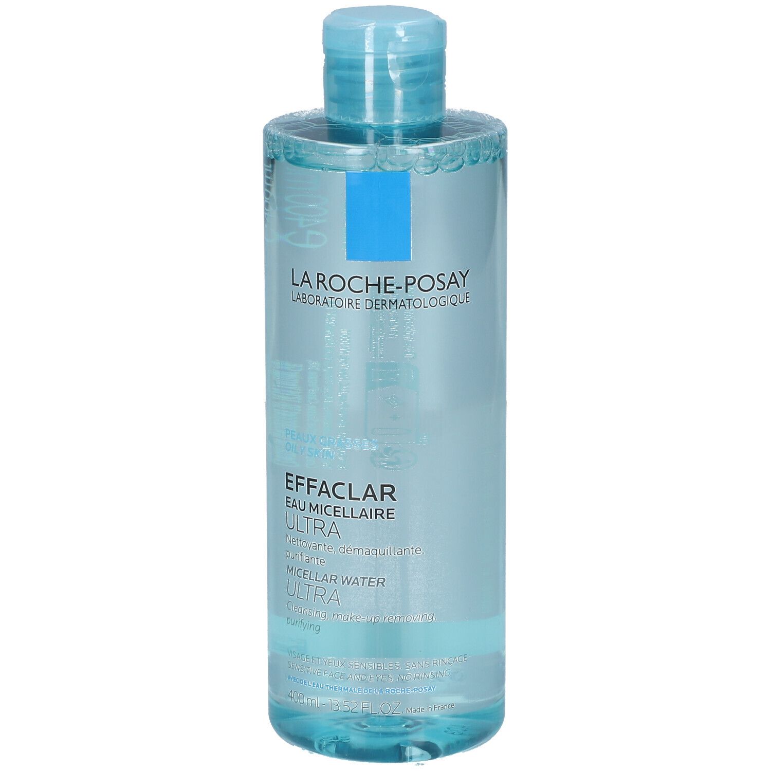 Transparante fles Effaclar Micellair Water Ultra met blauwe dop. Tekst op de fles.