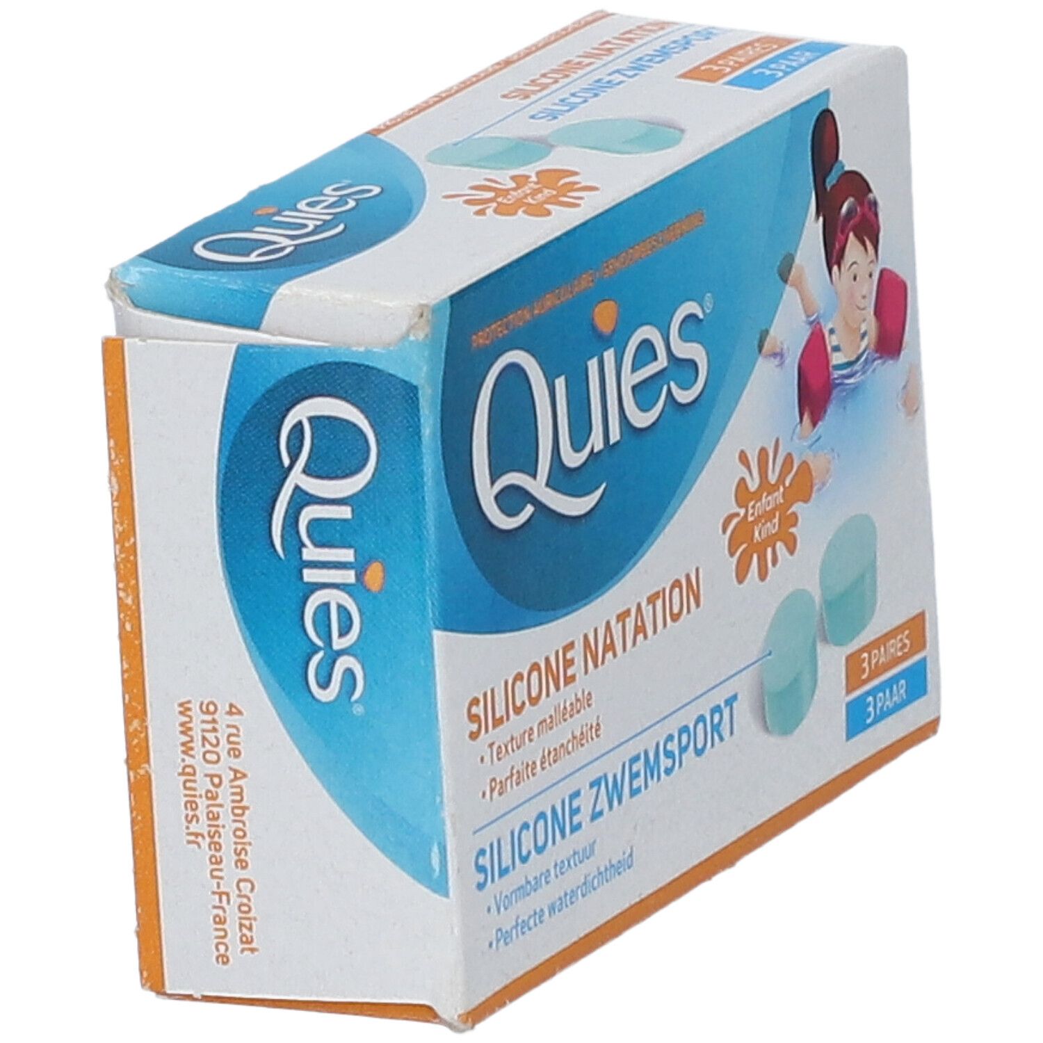 Schuine verpakking Quies siliconen zwembescherming voor kinderen. Blauwe oordopjes en logo zichtbaar.