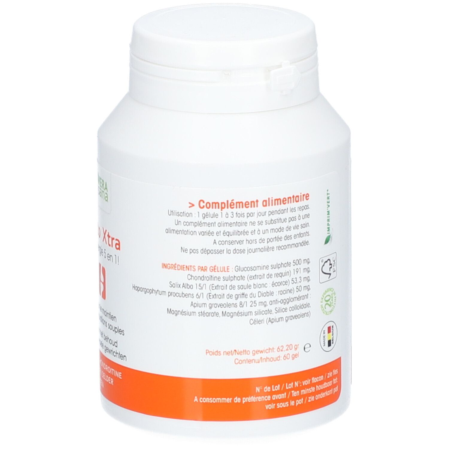 Achterkant van een witte fles met capsules. Opschrift: Voedingssupplement, ingrediënten per capsule. Milieukeurmerken. Fabrikant informatie.