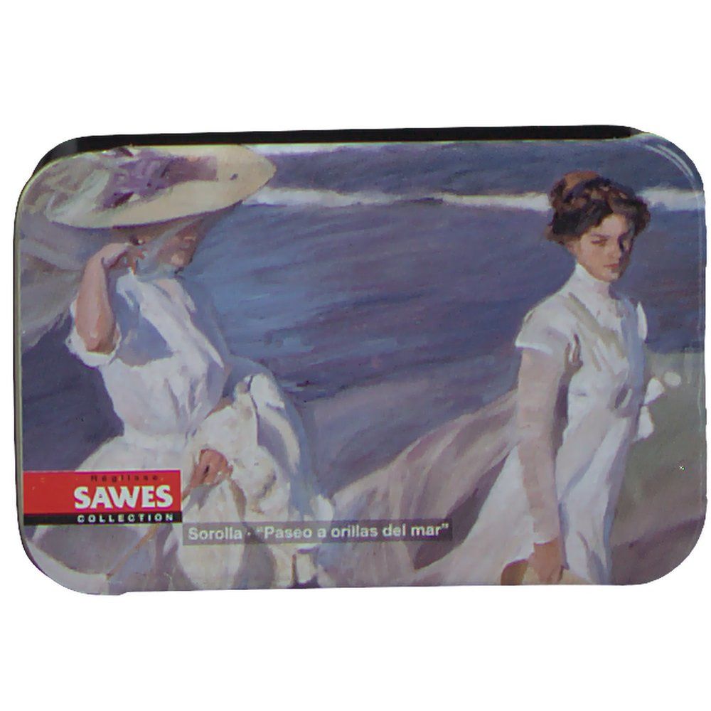 Boîte rectangulaire avec impression. Deux femmes sur la plage. Texte: Sawes Collection.