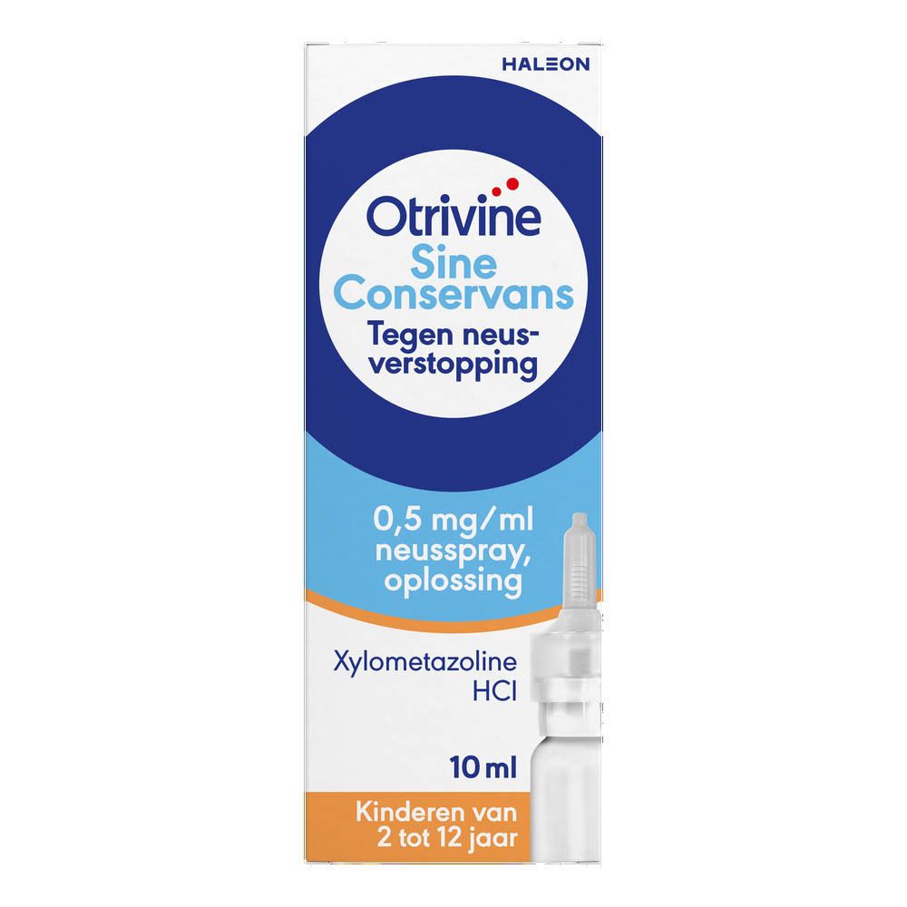 Neussprayfles met sproeikop. Opschrift: Otrivine Sine Conservans, 0,5 mg/ml, 10 ml.