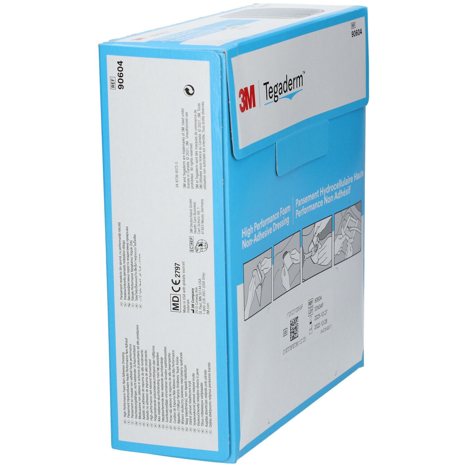 Boîte bleue 3M Tegaderm Foam en biais. Texte: High Performance Foam. Informations produit et marquage CE.