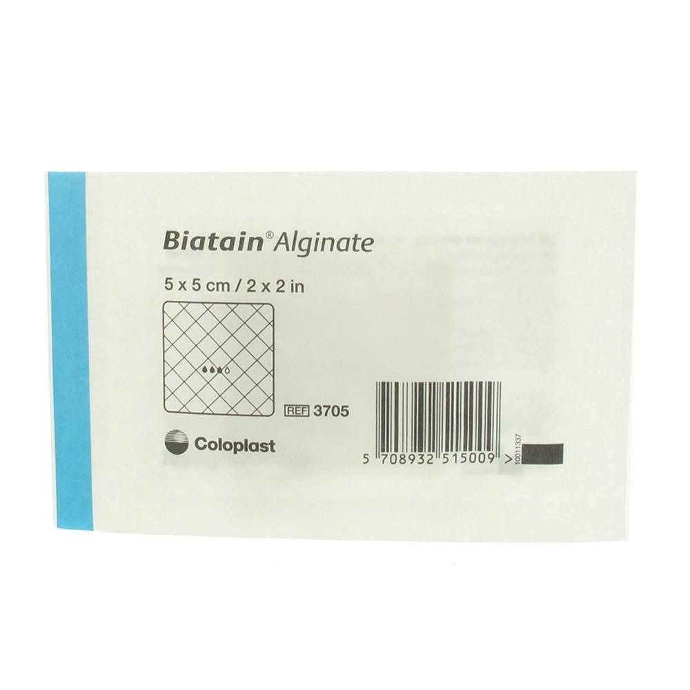 Verbandspäckchen mit Produktnamen und Größenangabe. Marke Coloplast. Barcode und Referenznummer.