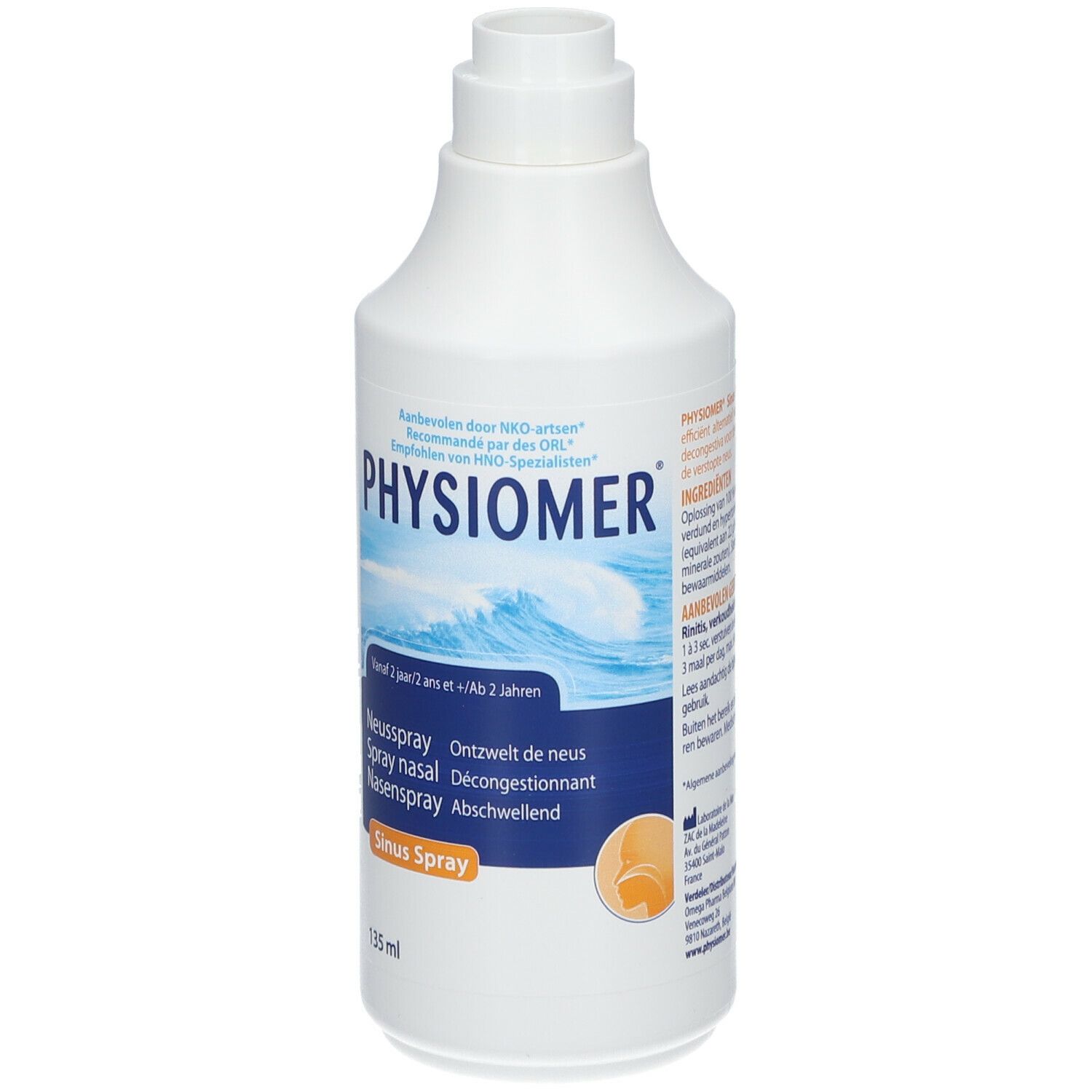 Witte neusspray. Op de spray staat PHYSIOMER, Sinus Spray en 135 ml. Achterkant met tekst.