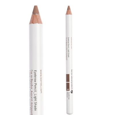 Witte wenkbrauwpotlood met bruine punt. Opschrift: Eyebrow Pencil, Light Shade. Merk: KORRES.