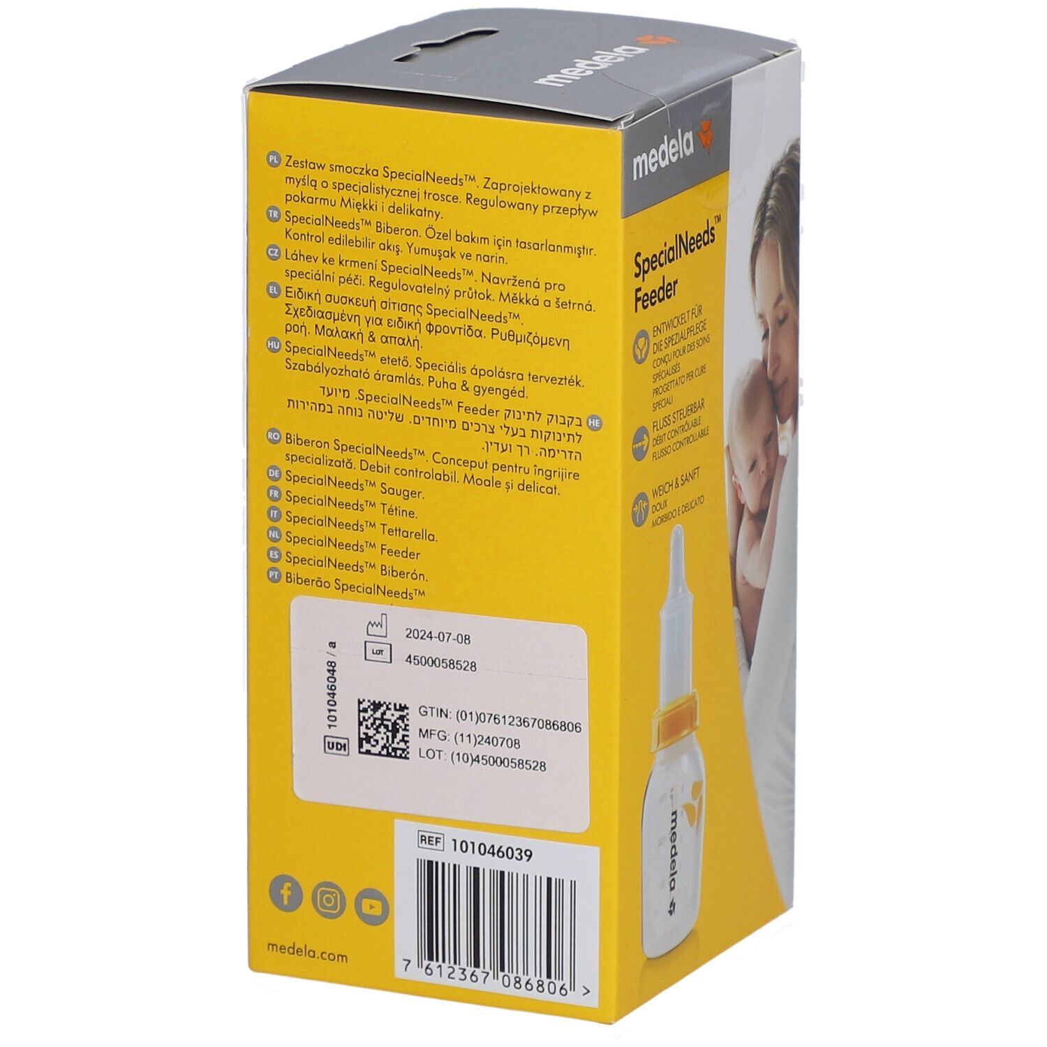 Rückseite der Verpackung der Medela SpecialNeeds Feeder. Text in mehreren Sprachen. Aufkleber mit Informationen.