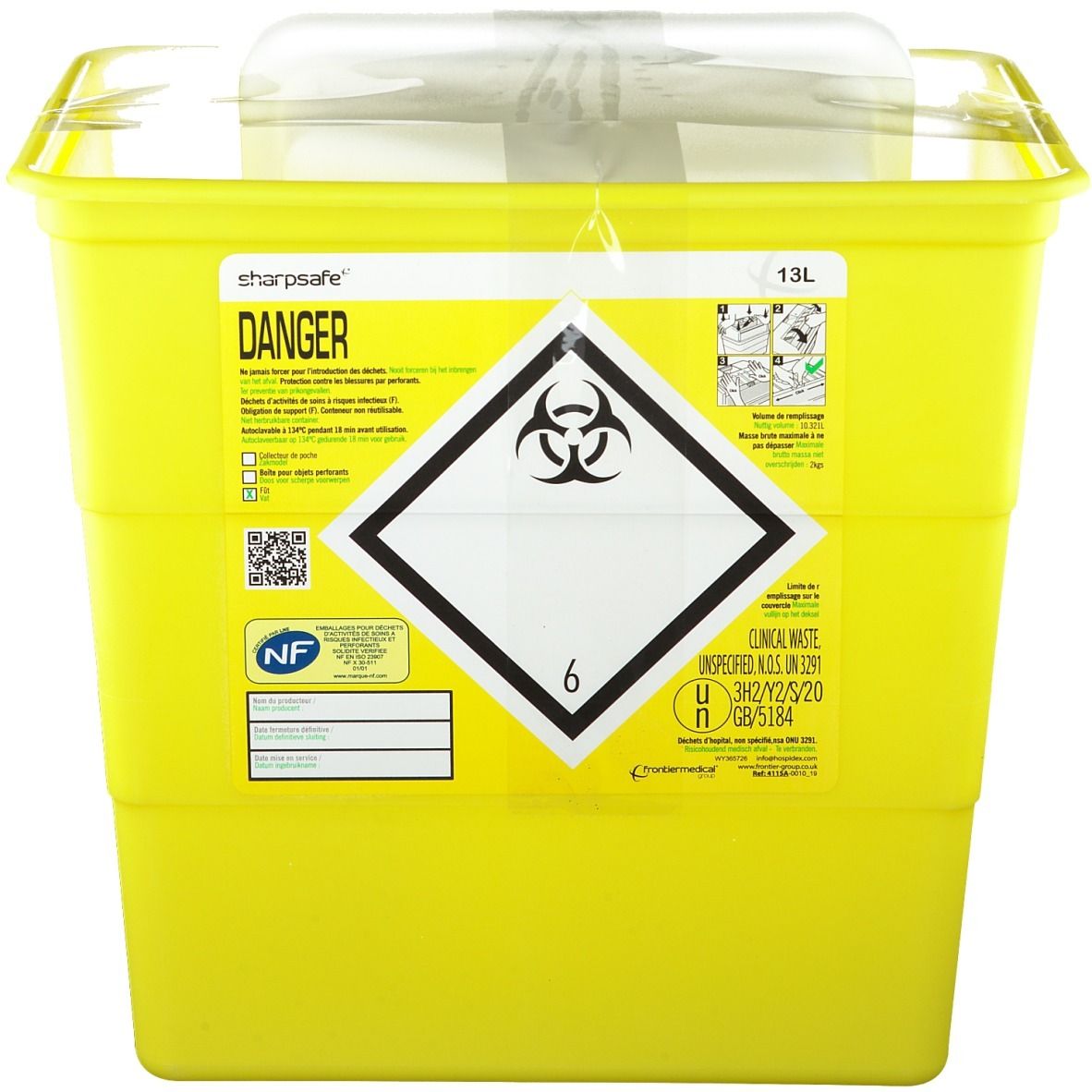 Récipient jaune pour déchets médicaux. Étiquettes: Danger, symbole de risque biologique, 13L, certification NF. Couvercle avec film.