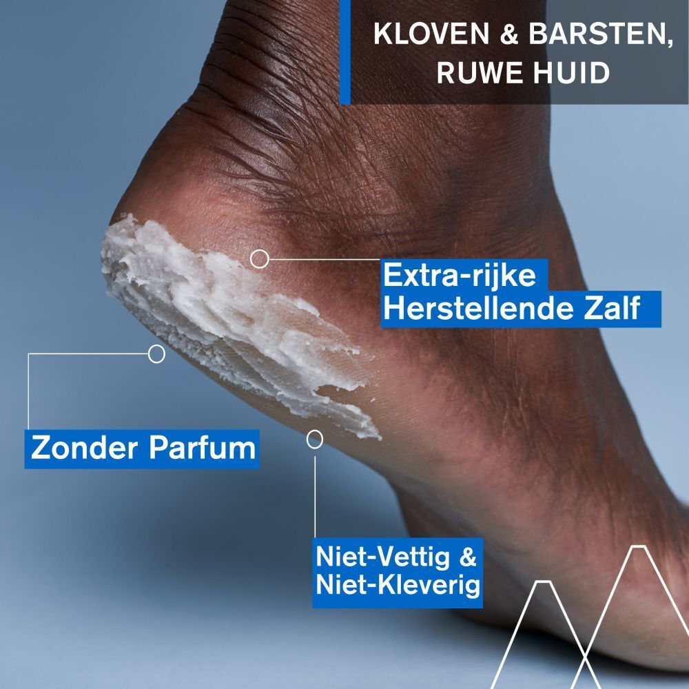 Witte pot met deksel. Blauwe band met Uriage Bariéderm. Productnaam en tekst.