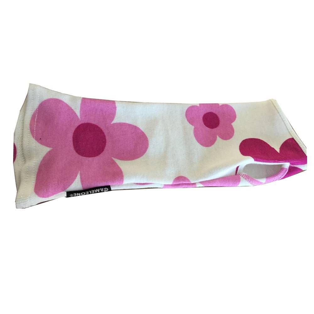 Bande avec motif floral rose. Pouce ouvert. Tissu blanc. Étiquette noire avec "CAMELEONE".