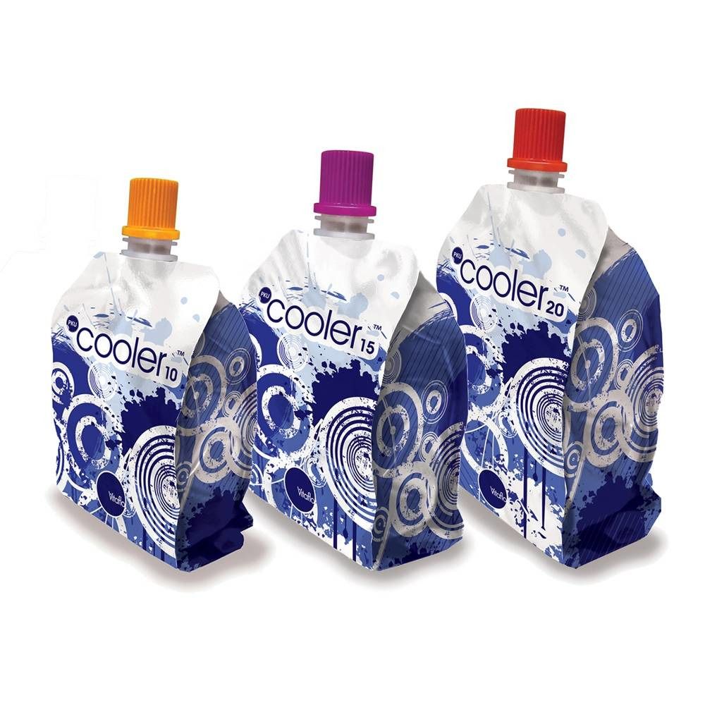 Trois sachets avec bouchons colorés. Inscription 'cooler' et chiffres 10, 15, 20. Motif bleu et blanc.