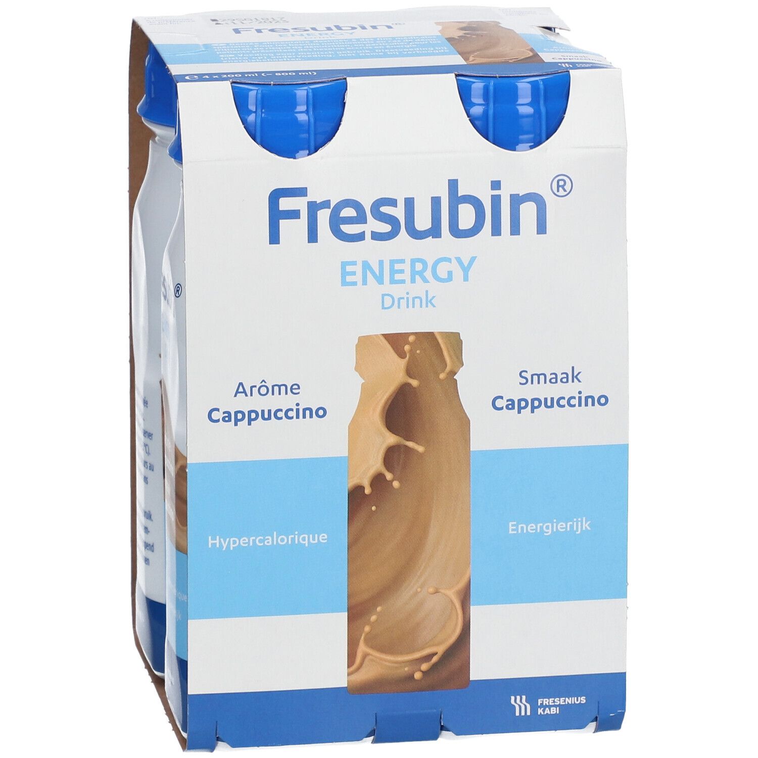 Verpakking met vier flessen Fresubin Energy Drink Cappuccino. Blauwe doppen, wit etiket met productinformatie.