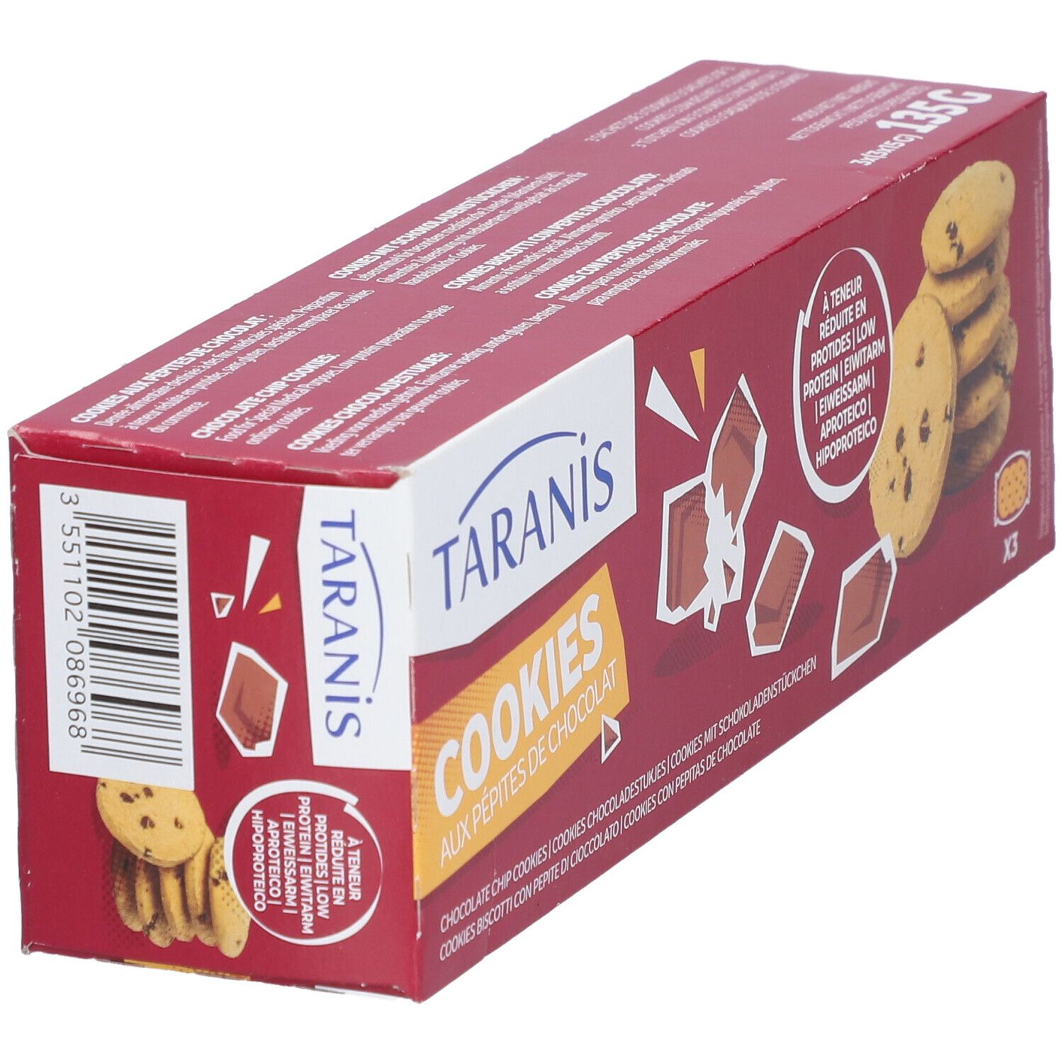 Boîte rouge avec biscuits. Inscription : Taranis Cookies aux pépites de chocolat. Code-barres et illustration de biscuits.