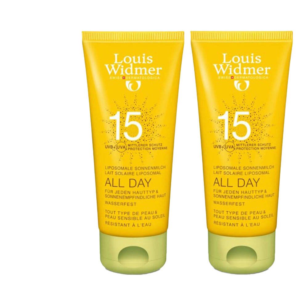Zwei gelbe Tuben mit Sonnencreme. Aufschrift: Louis Widmer, 15, All Day. Für sonnenempfindliche Haut. Wasserfest.
