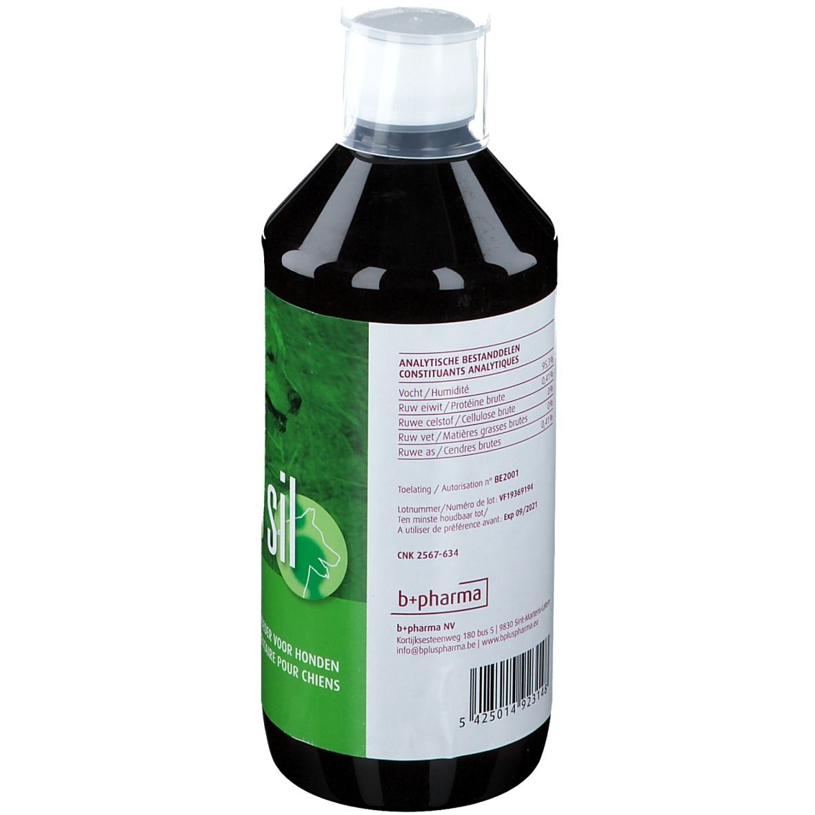 Achteraanzicht van een fles met bruine vloeistof. Etiket met analytische bestanddelen en fabrikantinfo.