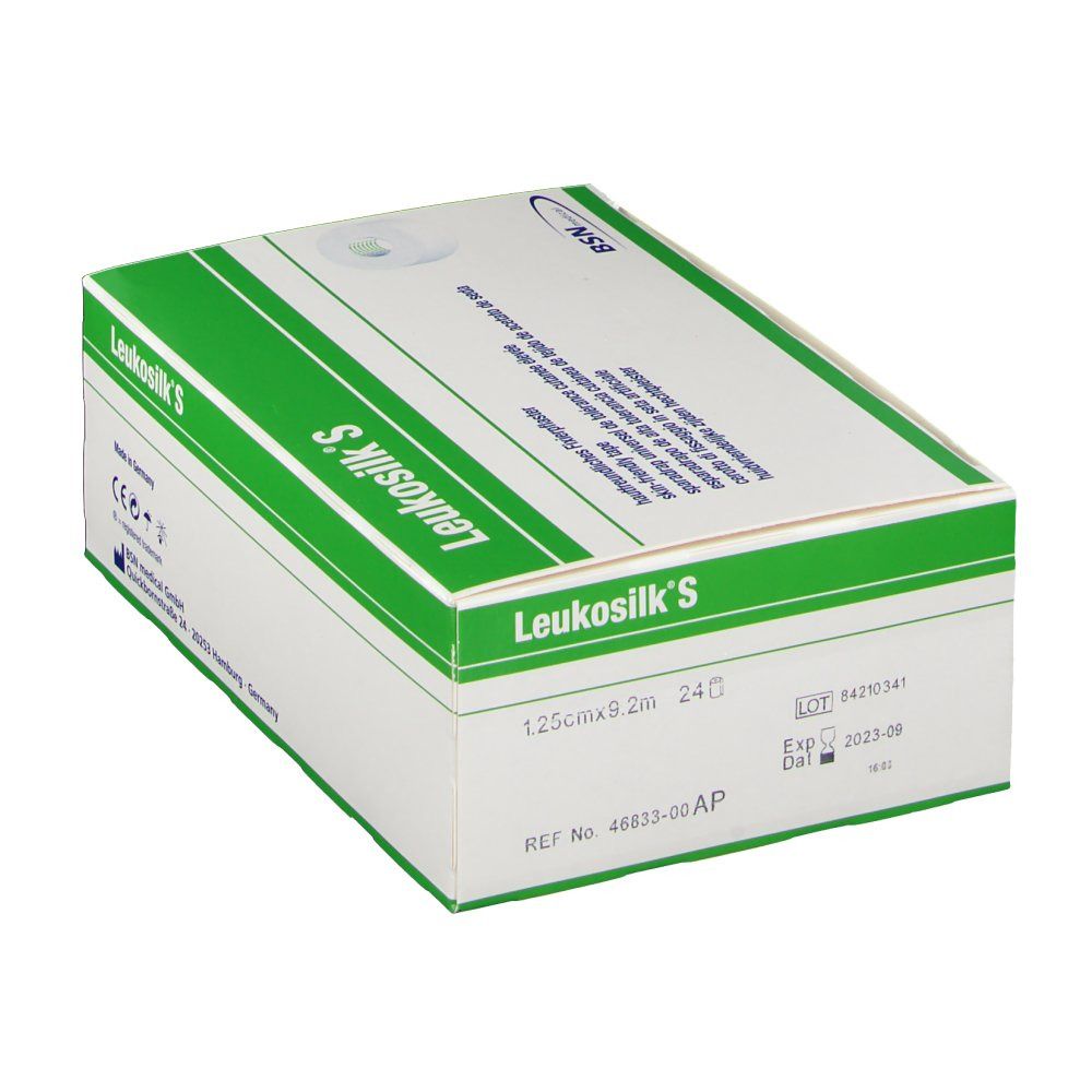 Karton von Leukosilk S. Weiß mit grünem Streifen. Produktname, Größenangabe und Verfallsdatum. Marke BSN.