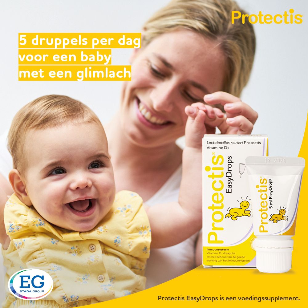 Moeder en baby. Protectis EasyDrops-verpakking en tube. Gele achtergrond. Baby lacht.