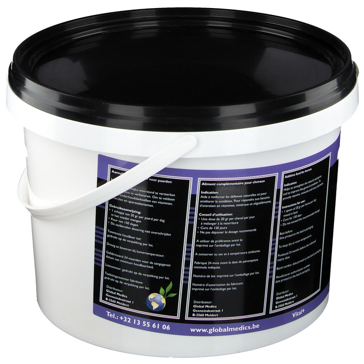 Seau blanc avec couvercle noir. Inscription "Vital+". Texte avec ingrédients et informations nutritionnelles. 3 kg.