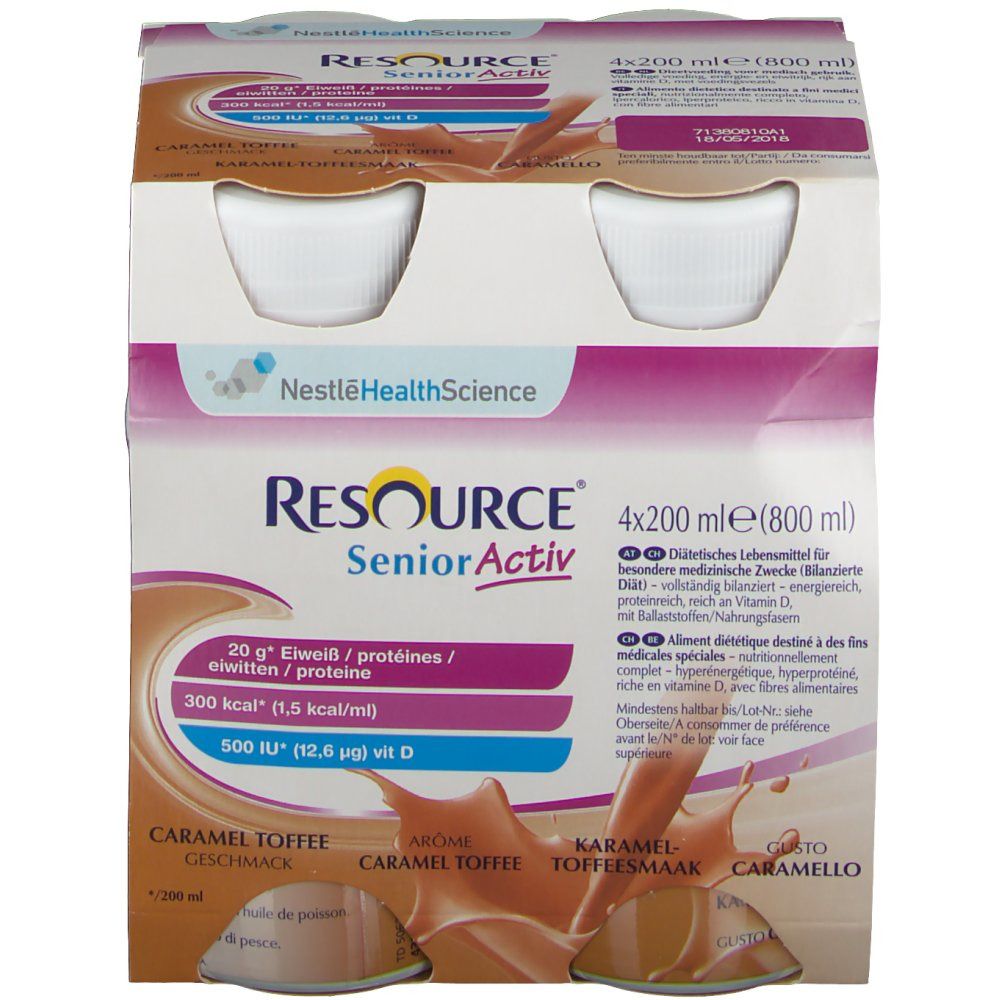 Verpakking met vier flessen. Opschrift: Resource Senior Activ. Smaak: Caramel Toffee. Bevat 20g eiwit, 300 kcal, Vit. D.