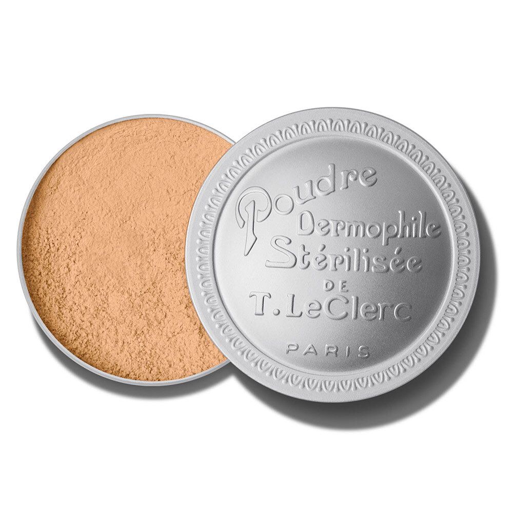 Boîte ouverte avec poudre. Couvercle estampé. Texte : Poudre Dermophile Stérilisée de T.LeClerc PARIS.