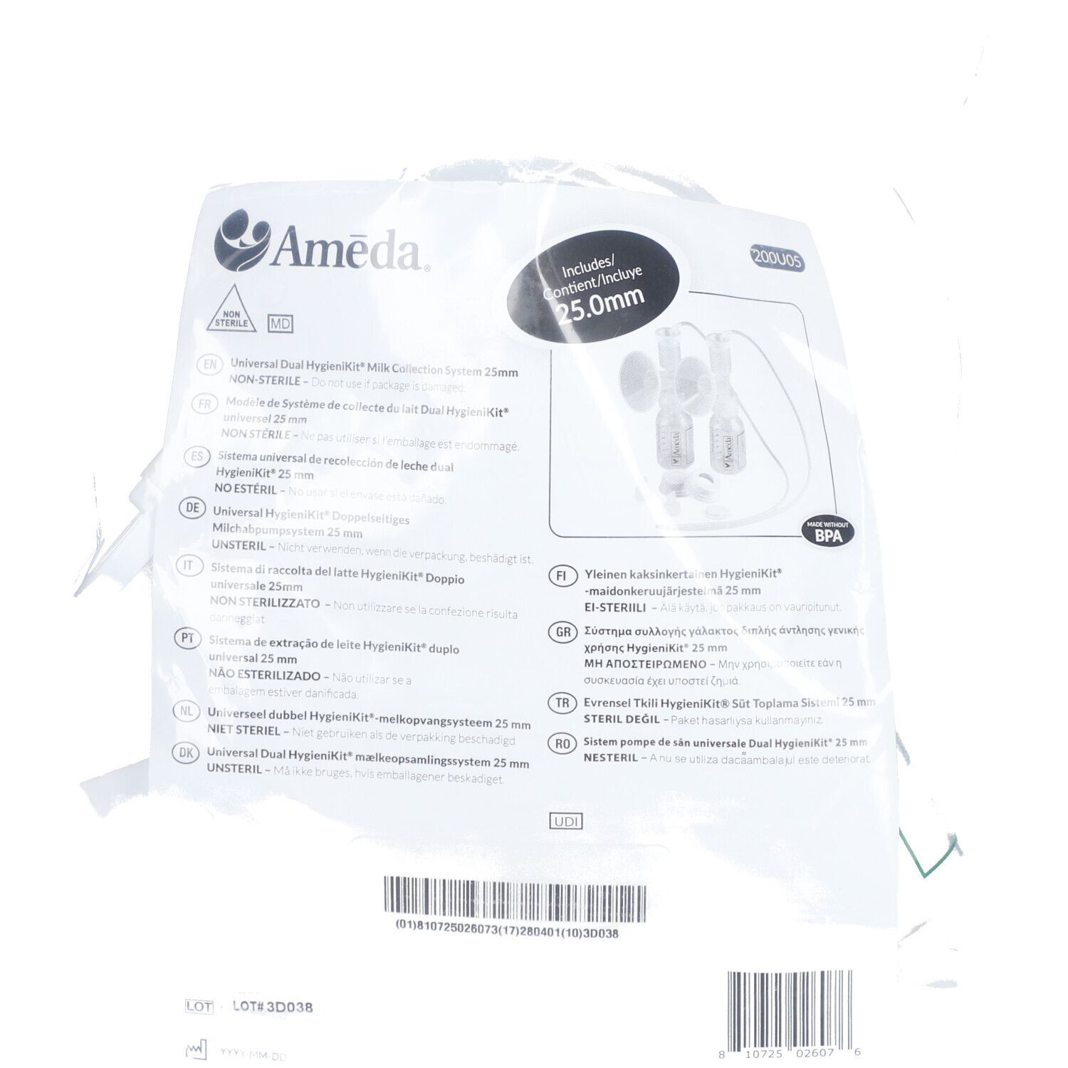 Emballage transparent avec illustration du produit et texte. Contient des accessoires. Texte: "Universal Dual HygienKit".