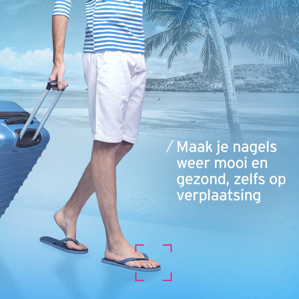 excilor® Precision Nail Pen en verpakking. Blauwe fles met witte applicator. Opschrift: excilor®.