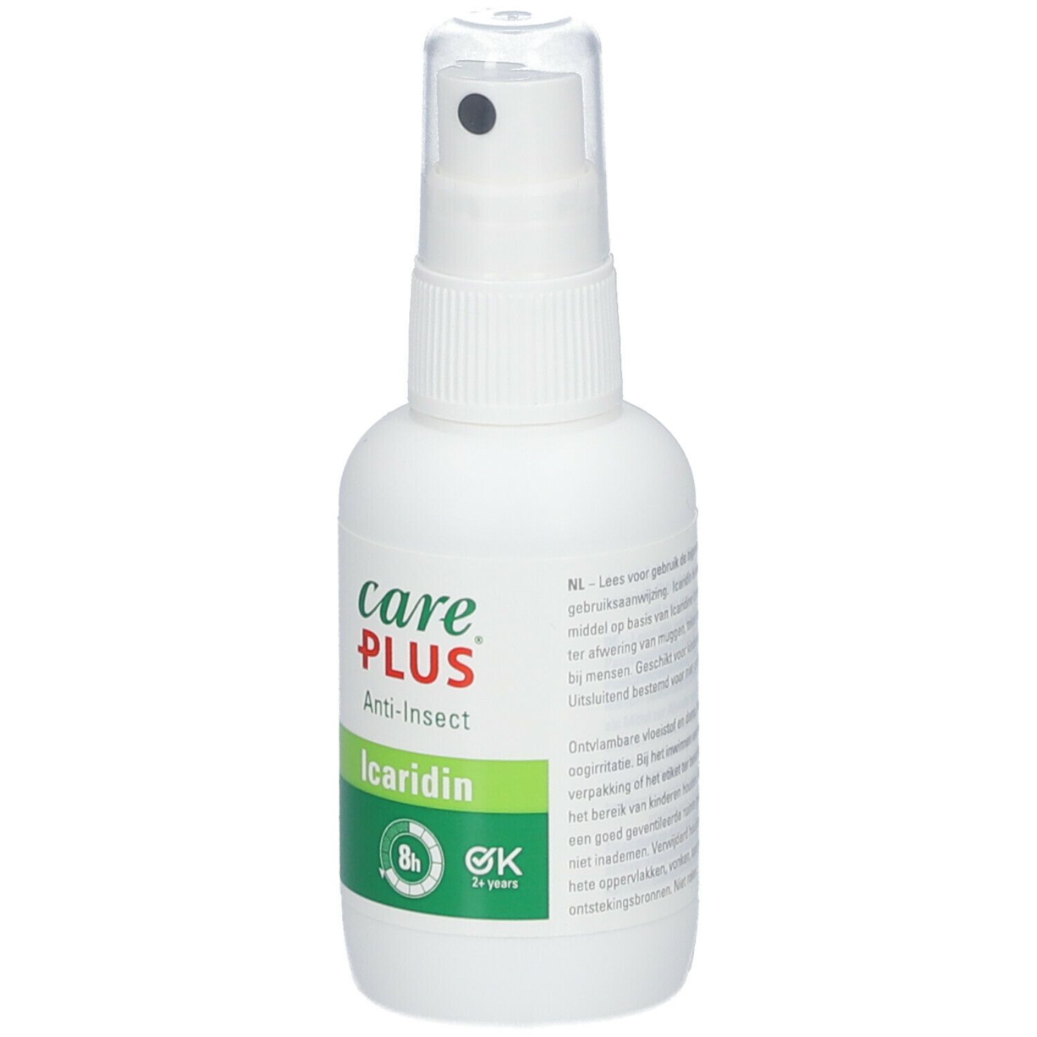 Flacon pulvérisateur blanc avec étiquette verte. Inscription : Care Plus Anti-Insect Icaridin. Avec tête de pulvérisation.