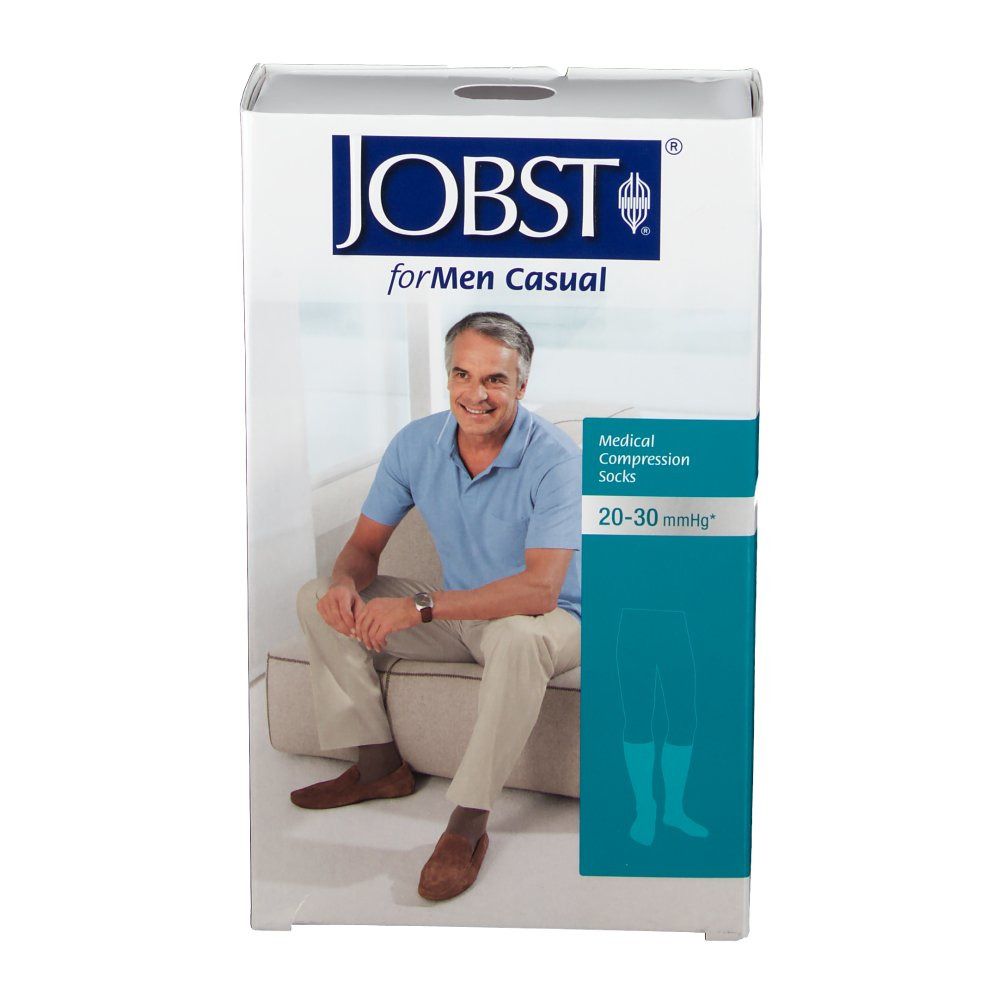 Verpakking JOBST for Men Casual compressiekousen. Man op bank. Medische compressiekousen 20-30 mmHg.