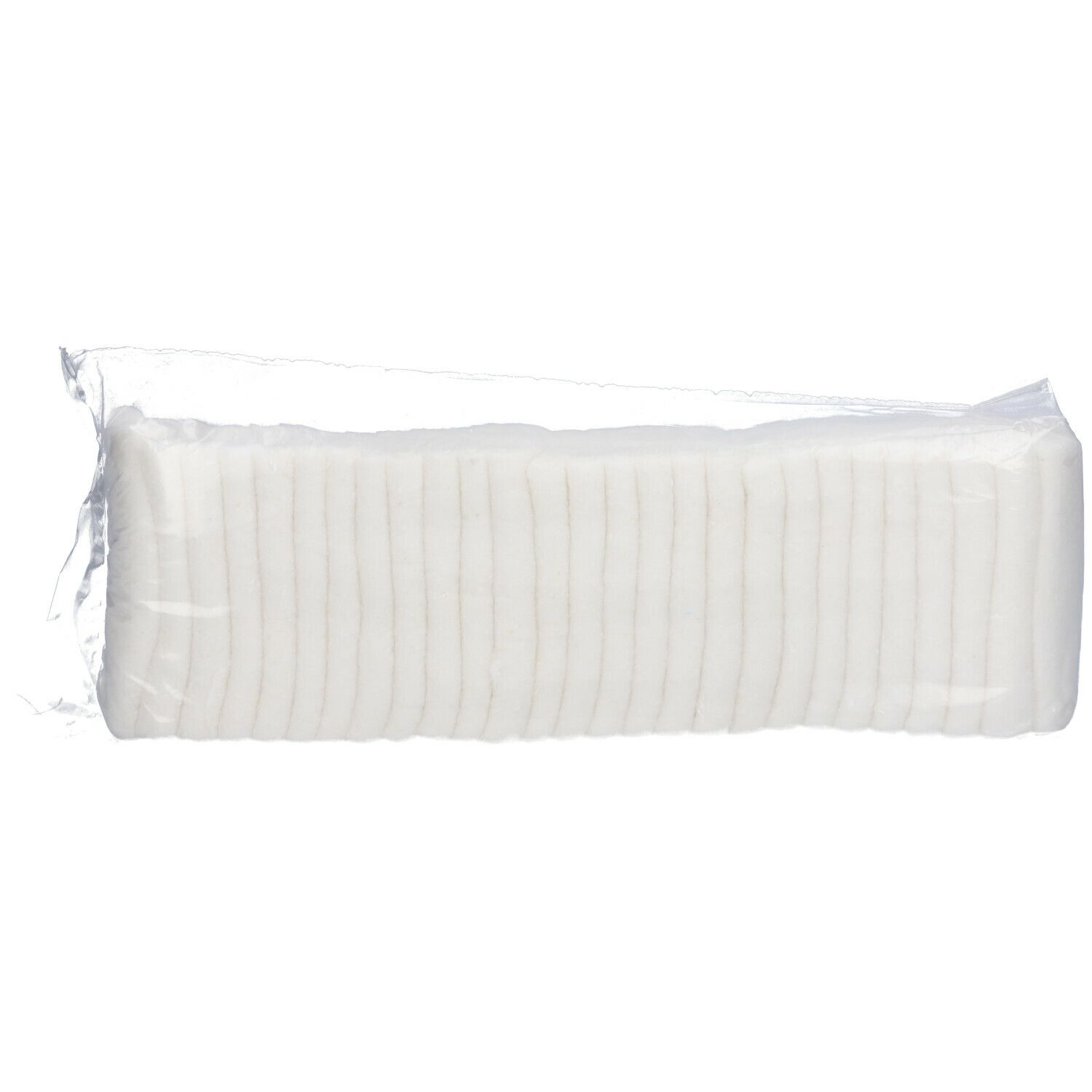 Verbandwattenpak. Witte, steriele watten verpakt in transparante folie. Zicht op de watten.