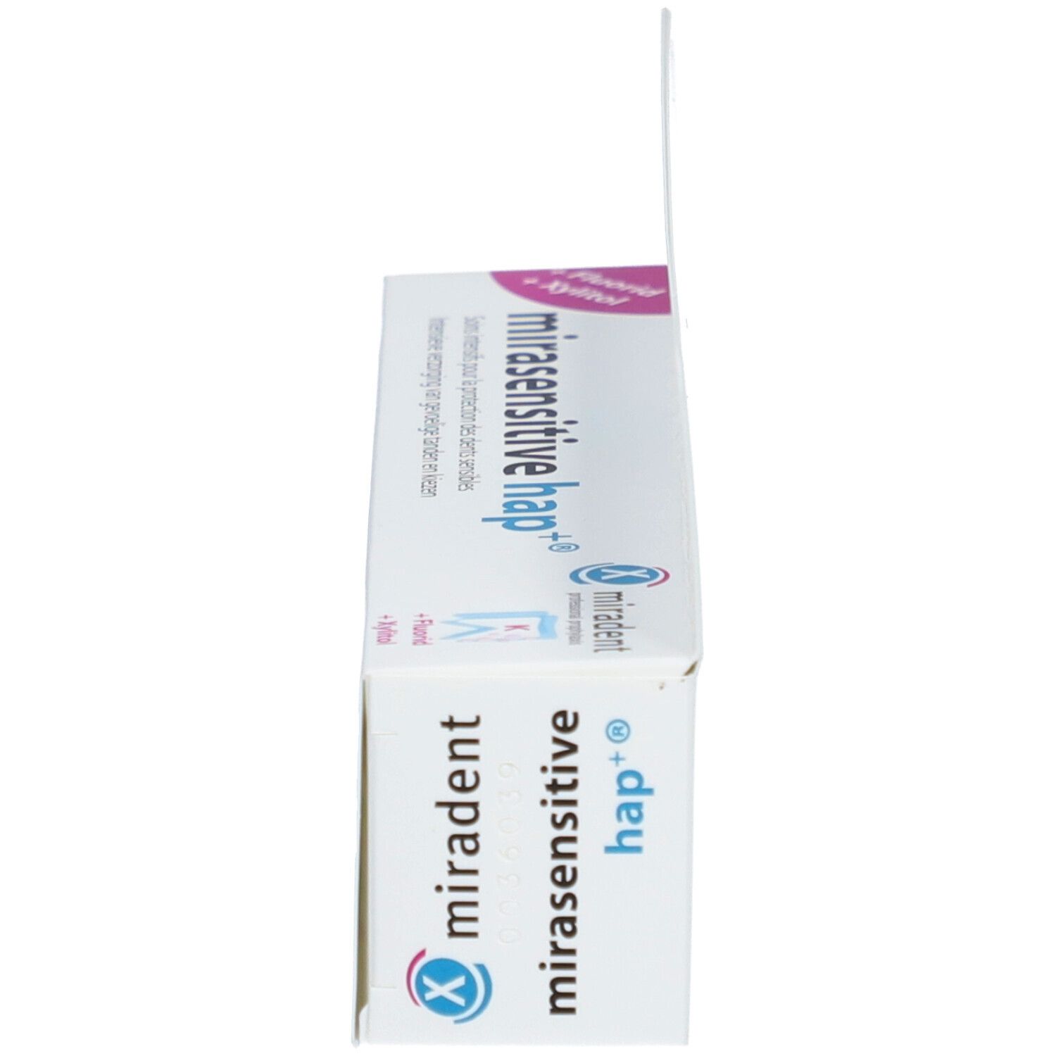 Seitenansicht der Verpackung Miradent Mirasensitive hap+. Weiß, blau und rosa. Text.